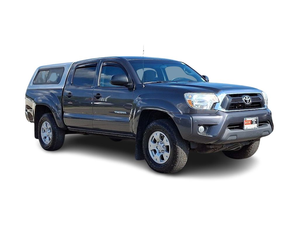 Thumbnail: 2015 Toyota Tacoma - 15