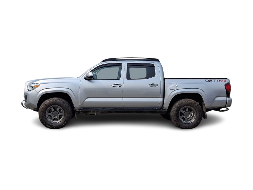 Thumbnail: 2023 Toyota Tacoma - 3