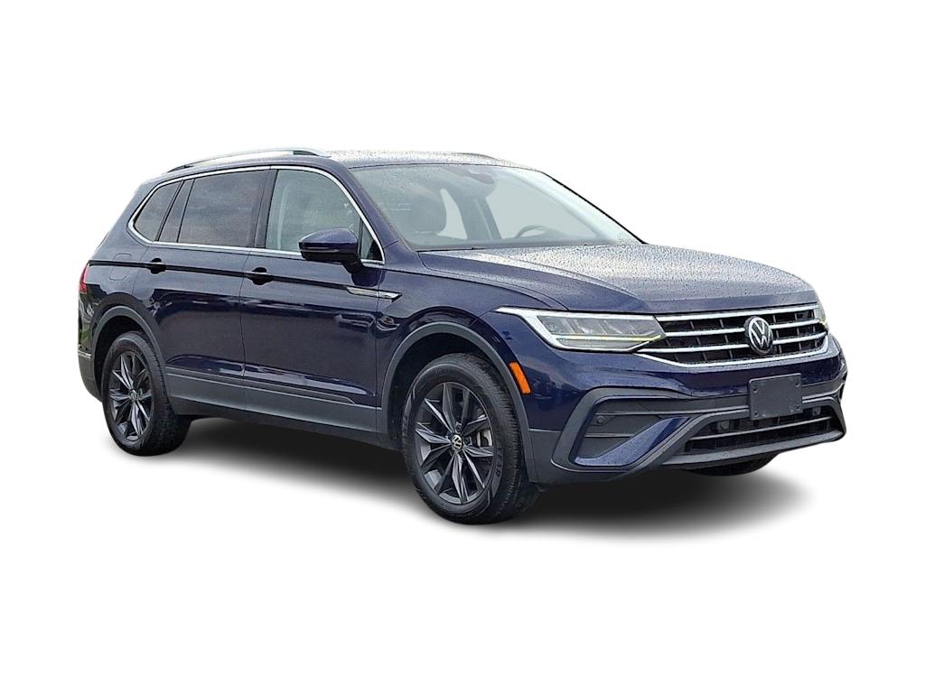 Thumbnail: 2022 Volkswagen Tiguan - 17