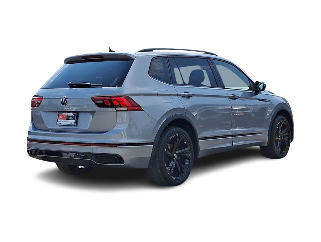 Thumbnail: 2023 Volkswagen Tiguan - 18
