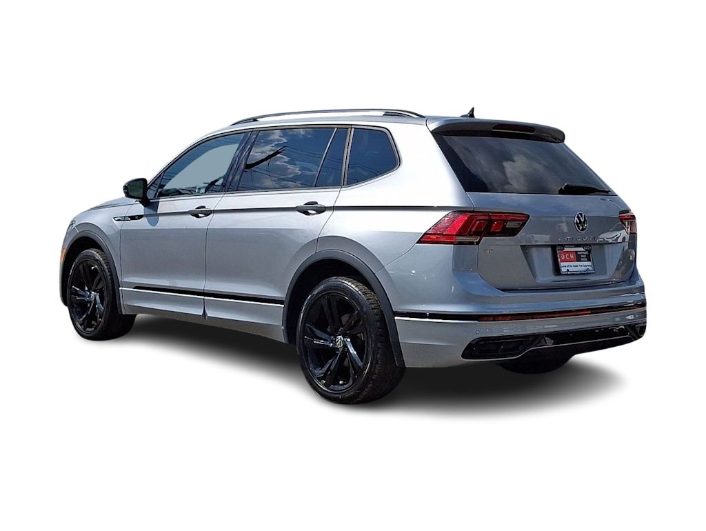 Thumbnail: 2023 Volkswagen Tiguan - 4