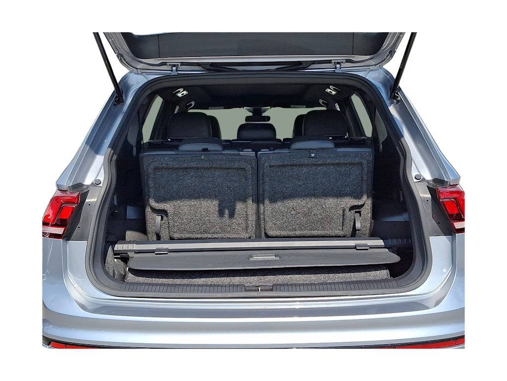Thumbnail: 2023 Volkswagen Tiguan - 15