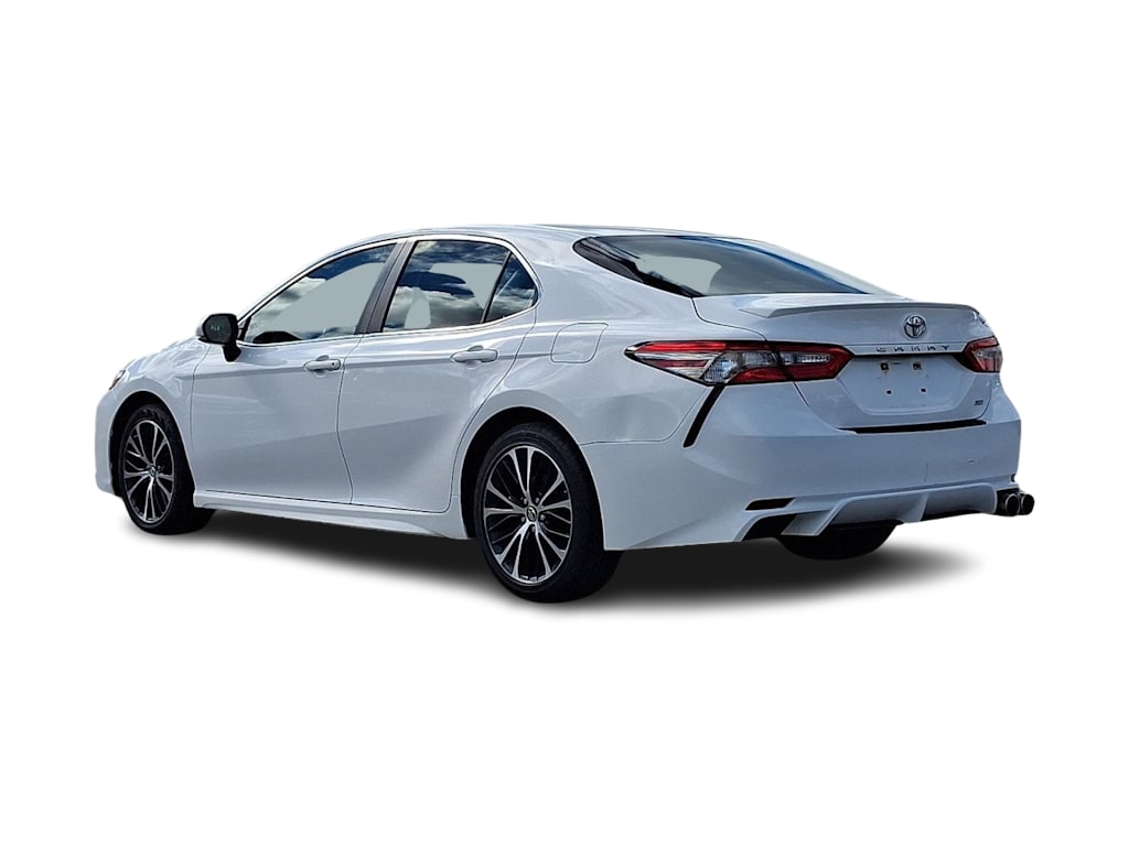 Thumbnail: 2018 Toyota Camry - 4