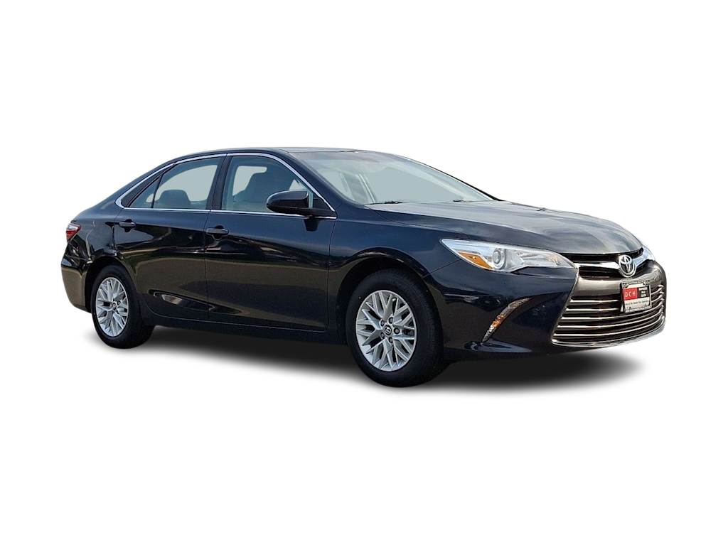 Thumbnail: 2016 Toyota Camry - 17