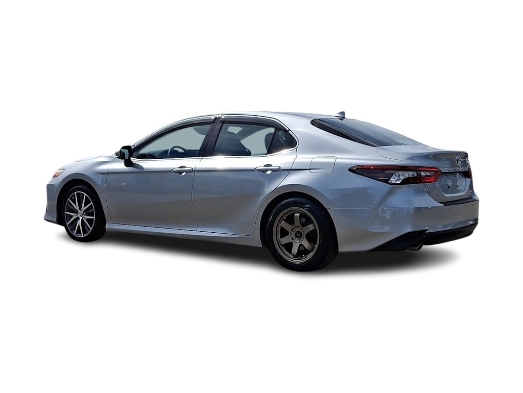 Thumbnail: 2022 Toyota Camry - 4