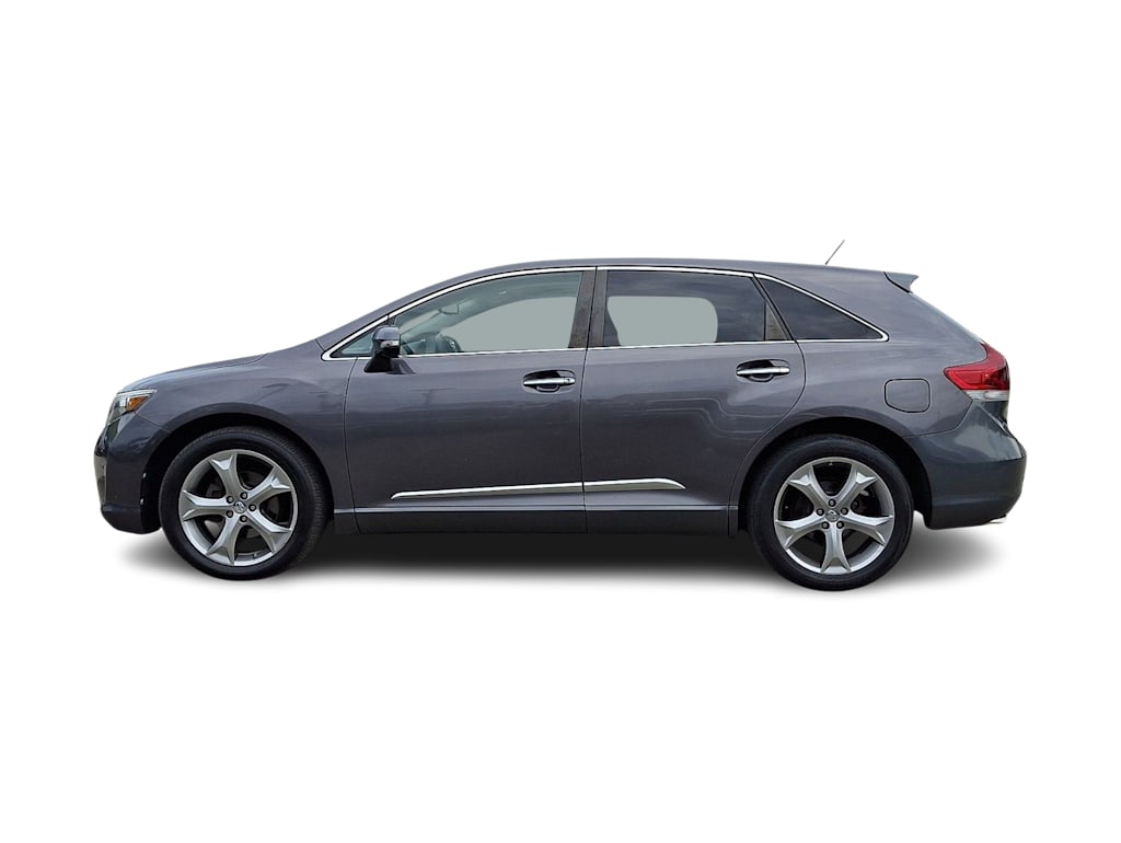 Thumbnail: 2015 Toyota Venza - 3