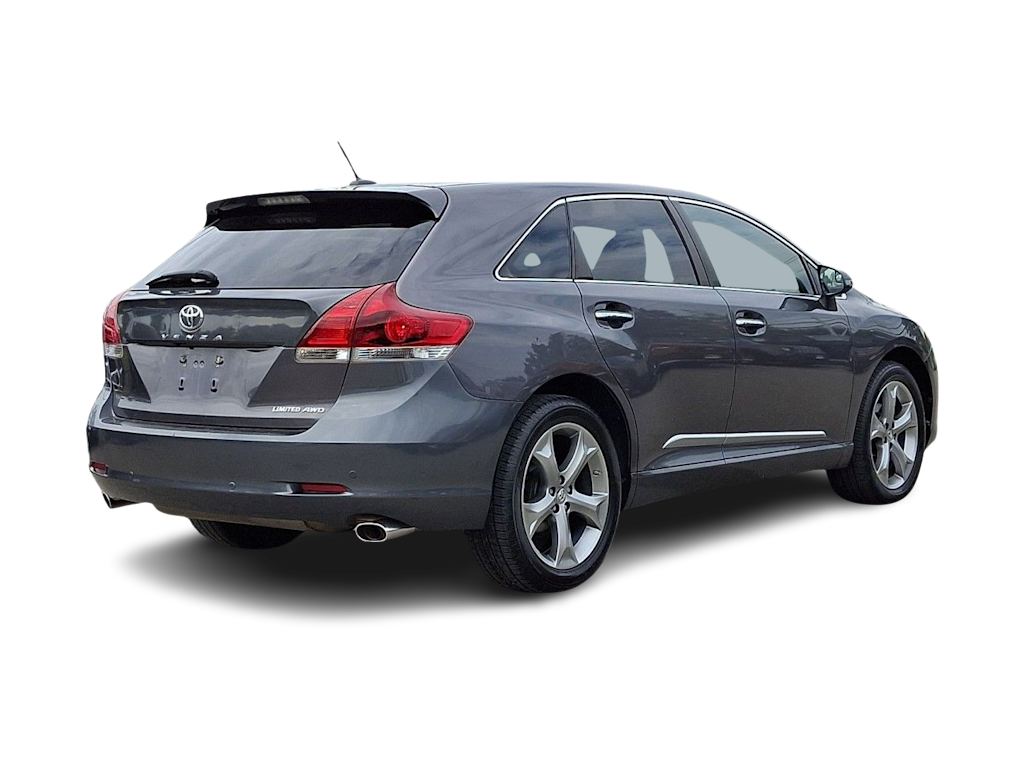 Thumbnail: 2015 Toyota Venza - 18