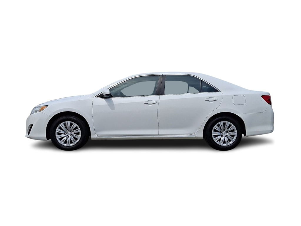 Thumbnail: 2014 Toyota Camry - 3
