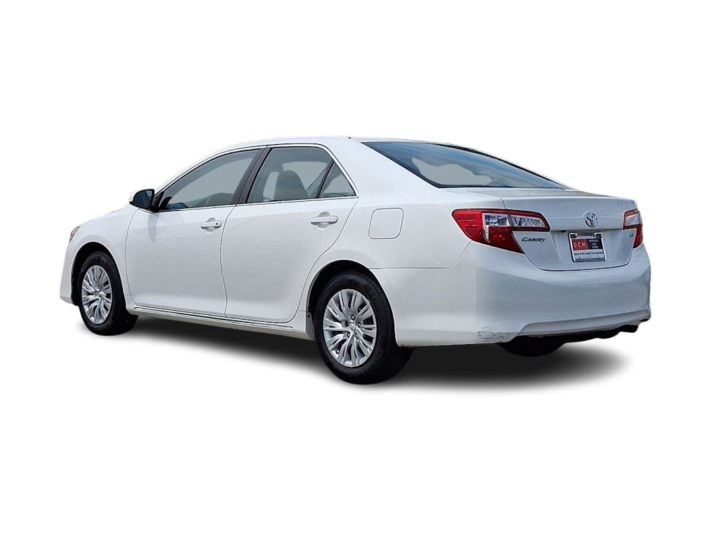 Thumbnail: 2014 Toyota Camry - 4