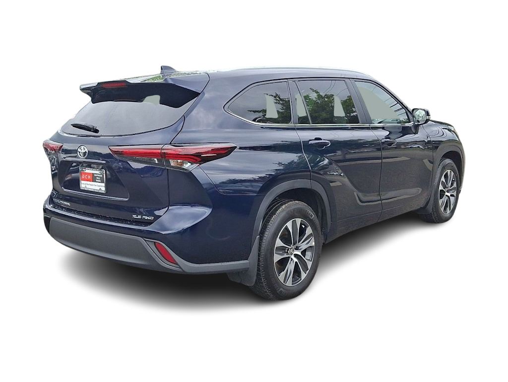 Thumbnail: 2026 Toyota Highlander - 16