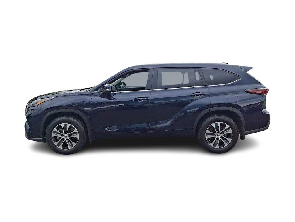 Thumbnail: 2026 Toyota Highlander - 3