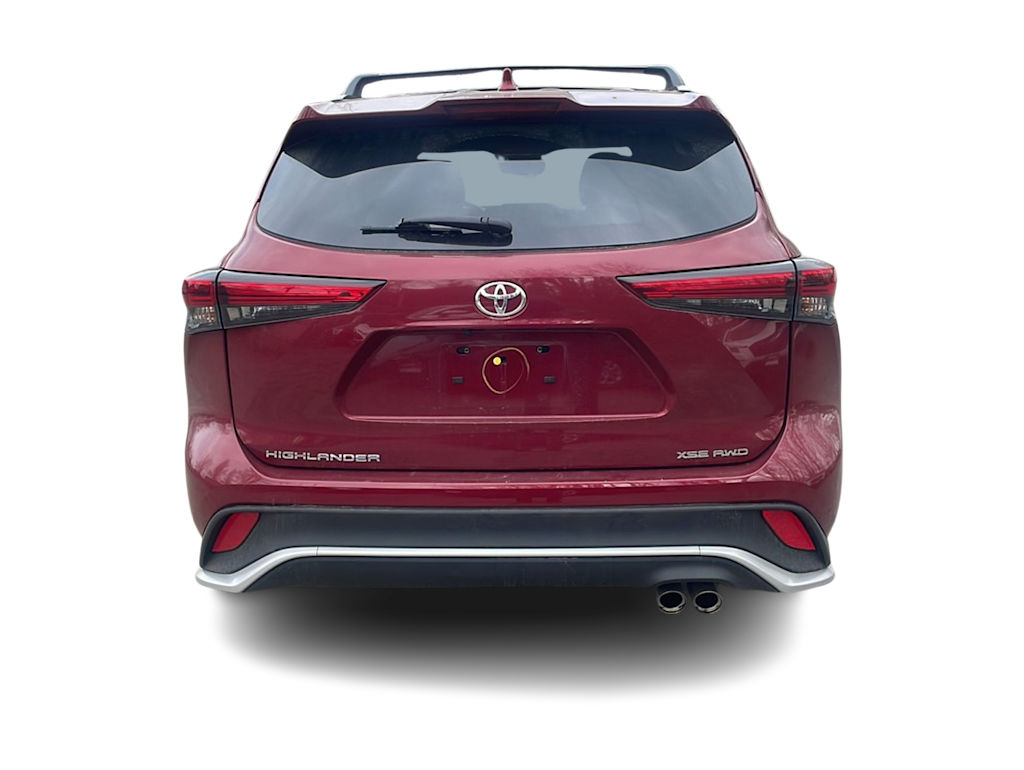 Thumbnail: 2023 Toyota Highlander - 4