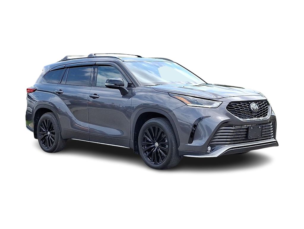 Thumbnail: 2023 Toyota Highlander - 17