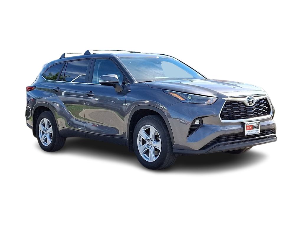Thumbnail: 2023 Toyota Highlander - 17