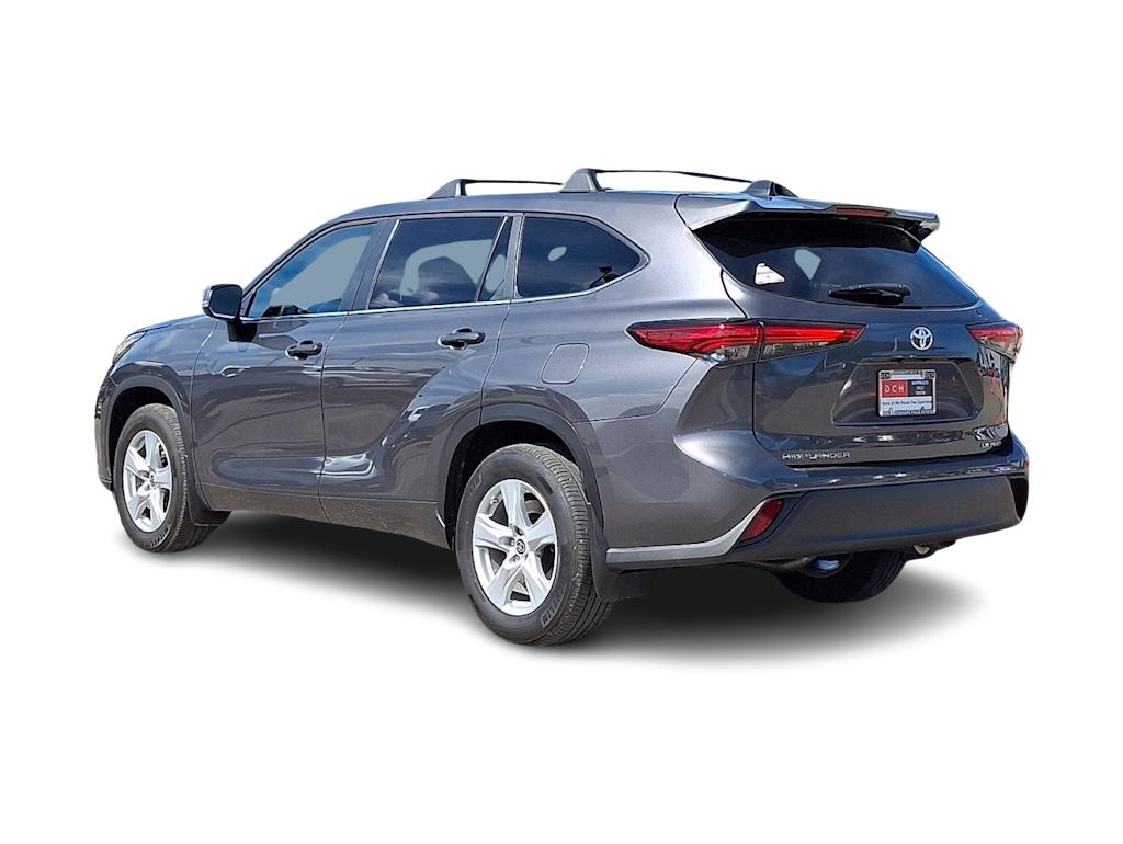 Thumbnail: 2023 Toyota Highlander - 4
