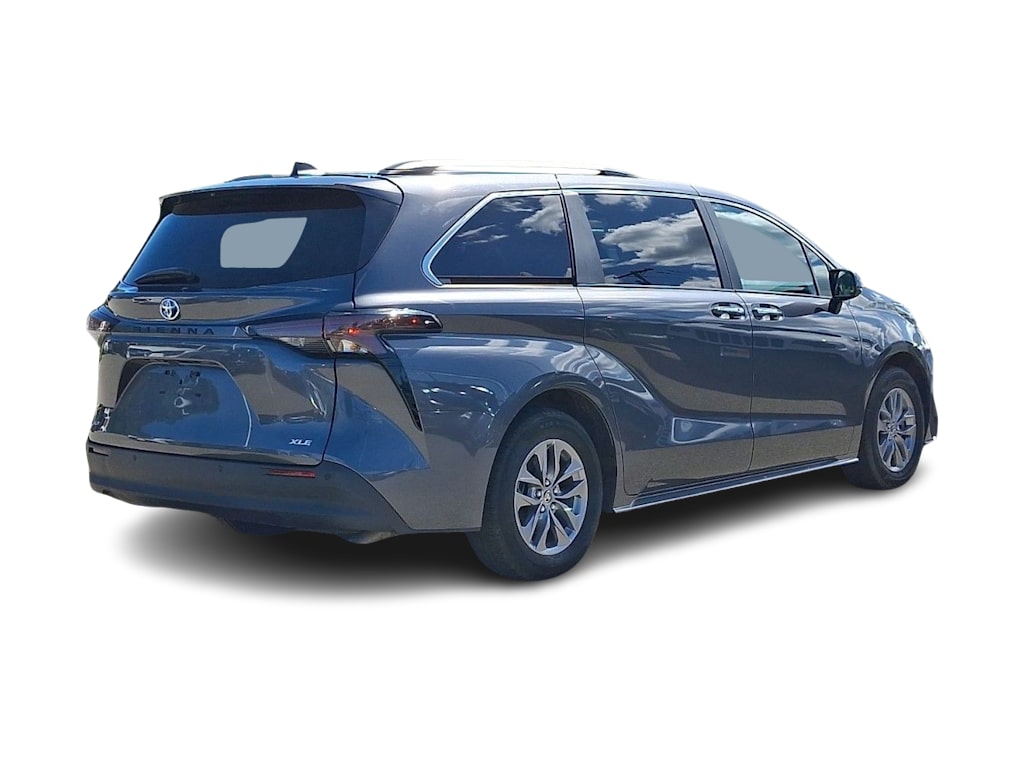 Thumbnail: 2025 Toyota Sienna - 18