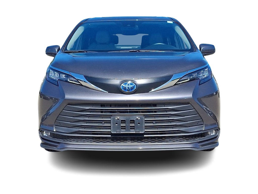 Thumbnail: 2025 Toyota Sienna - 6
