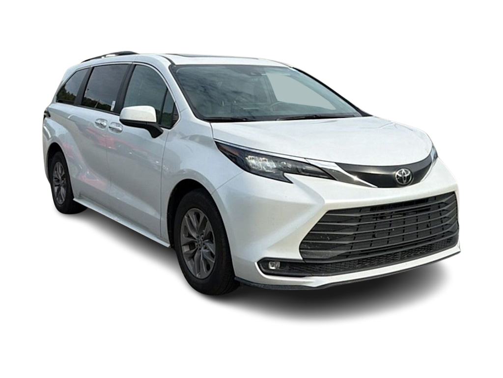 Thumbnail: 2026 Toyota Sienna - 12