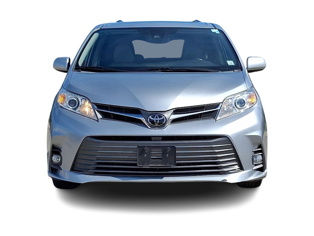 Thumbnail: 2020 Toyota Sienna - 6