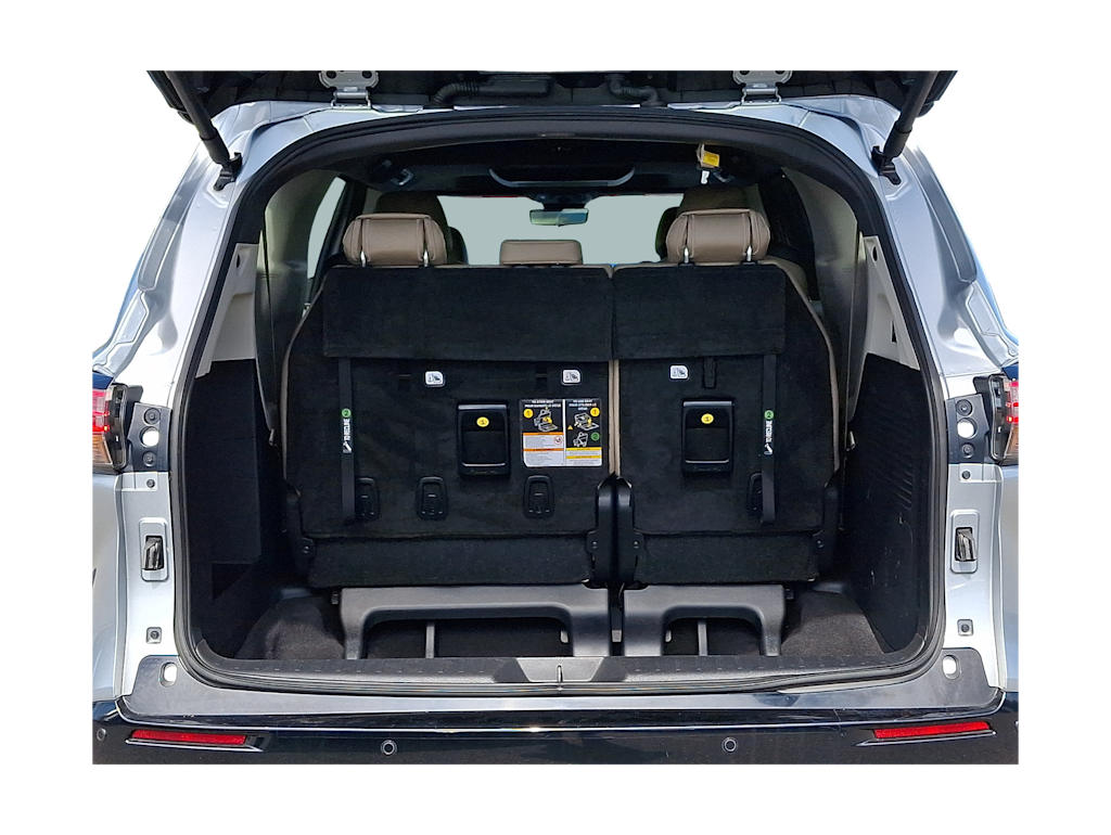 Thumbnail: 2022 Toyota Sienna - 15