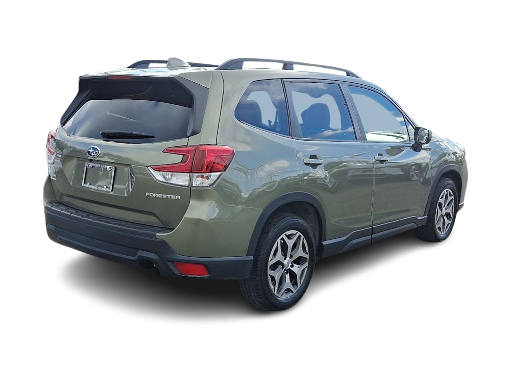 Thumbnail: 2019 Subaru Forester - 18