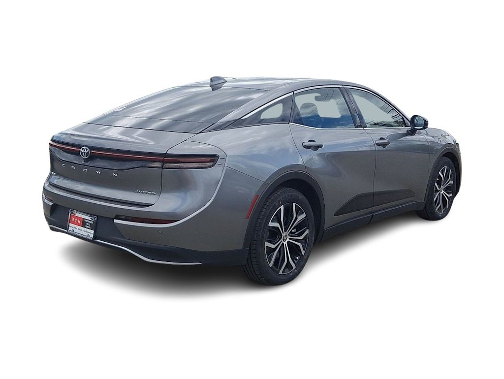 Thumbnail: 2023 Toyota Crown - 16