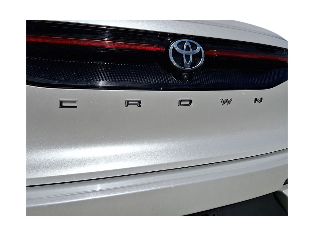 Thumbnail: 2023 Toyota Crown - 13