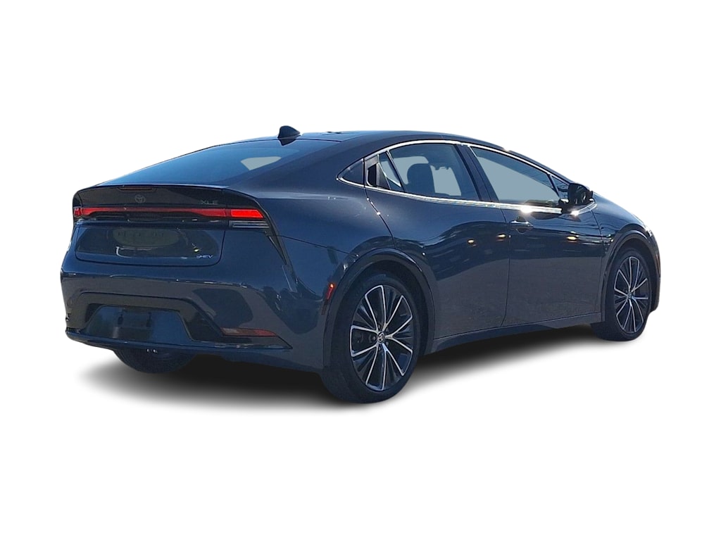 Thumbnail: 2023 Toyota Prius - 18