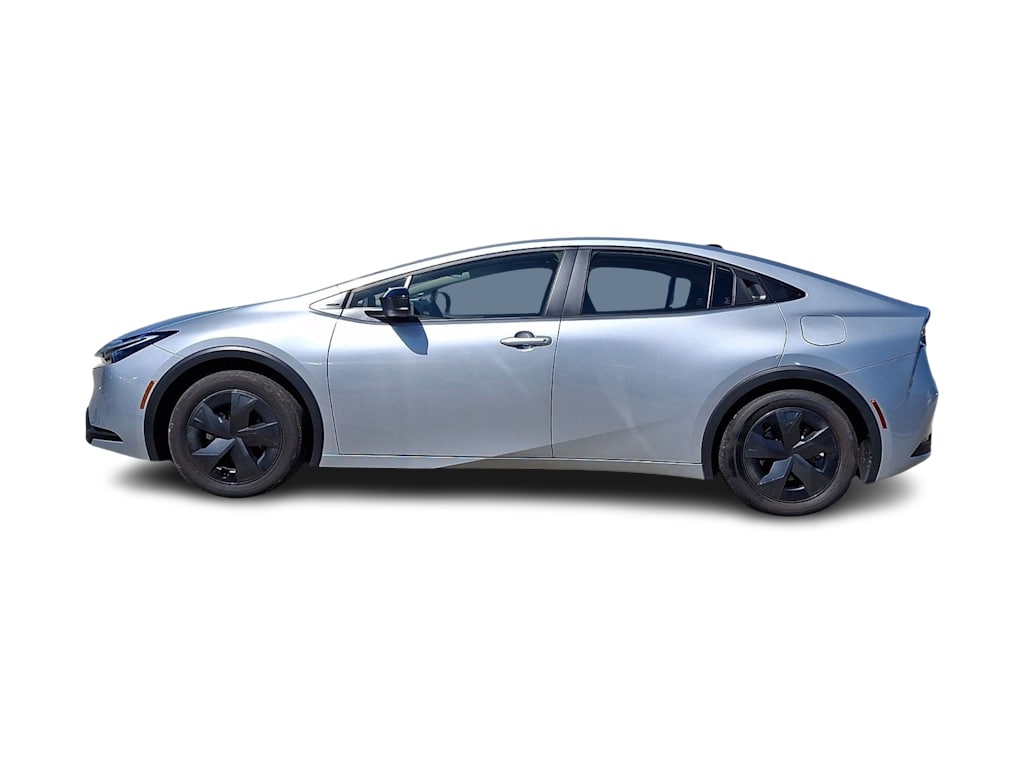Thumbnail: 2026 Toyota Prius - 3