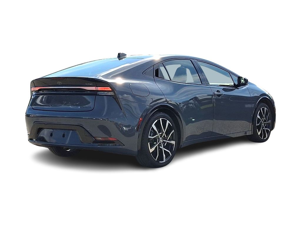 Thumbnail: 2023 Toyota Prius Prime - 18