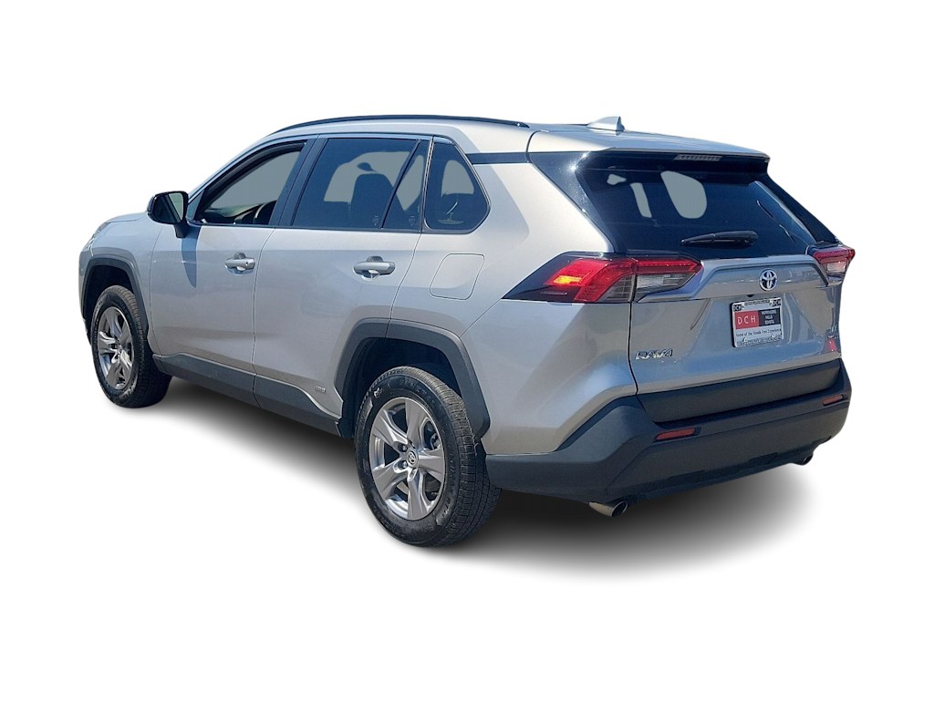 2022 Toyota RAV4 LE 3