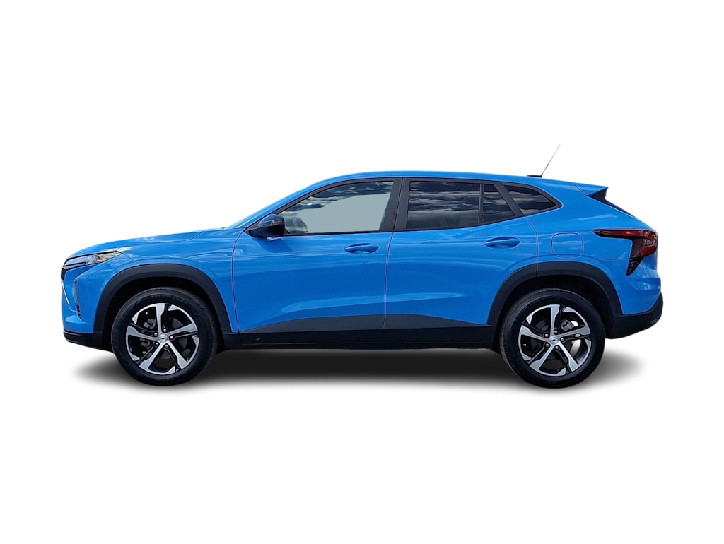 Thumbnail: 2024 Chevrolet Trax - 3