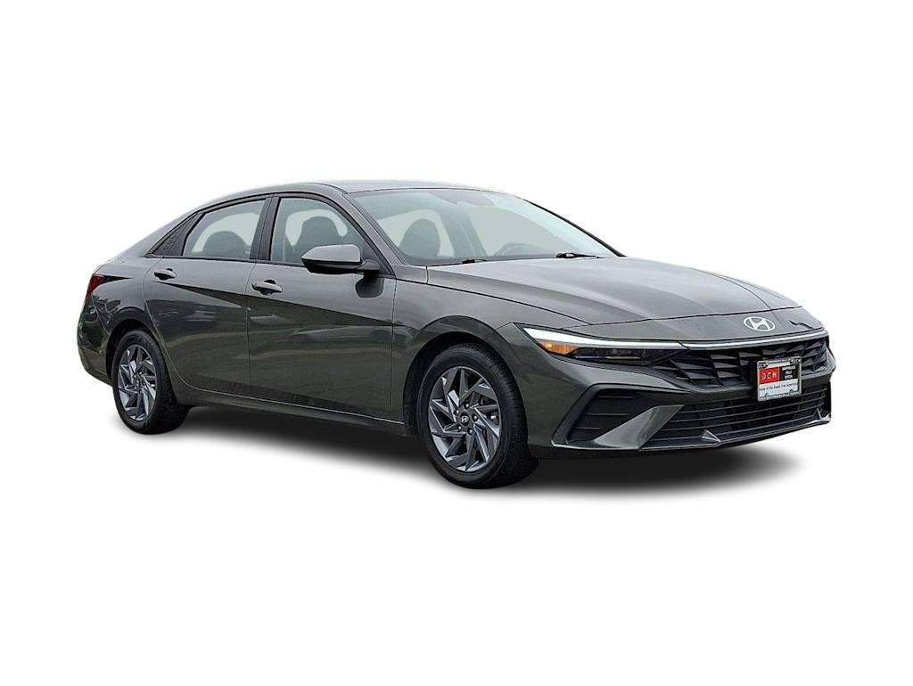 Thumbnail: 2024 Hyundai Elantra - 16