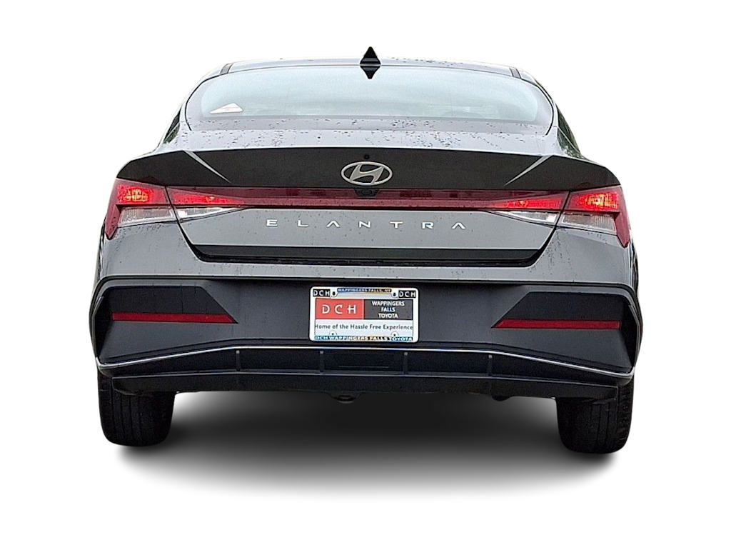 Thumbnail: 2024 Hyundai Elantra - 18