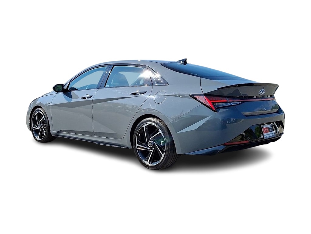 Thumbnail: 2021 Hyundai Elantra - 4