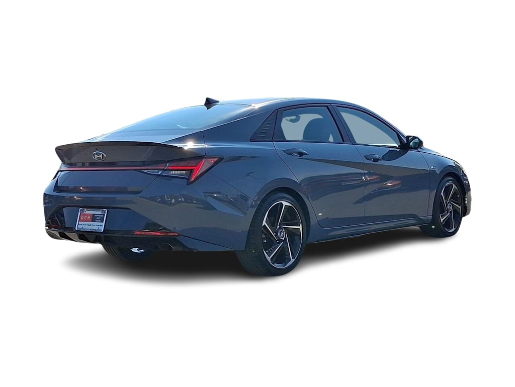 Thumbnail: 2021 Hyundai Elantra - 18