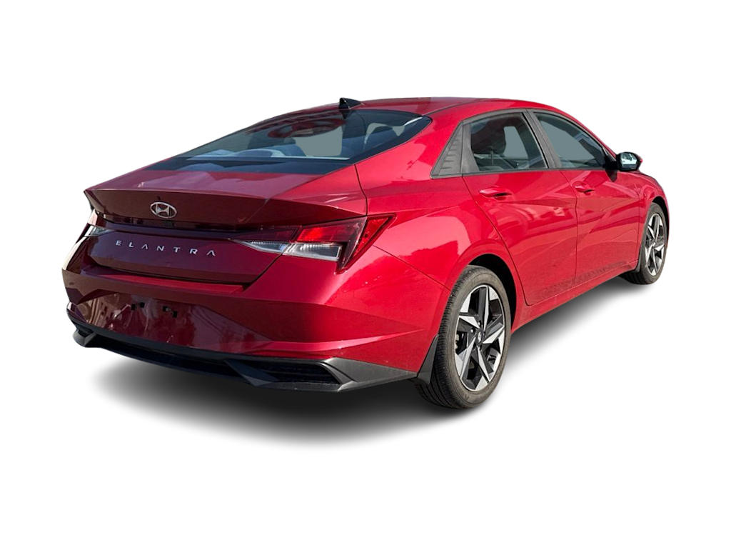 Thumbnail: 2023 Hyundai Elantra - 3