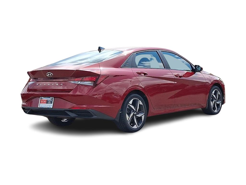 Thumbnail: 2023 Hyundai Elantra - 18