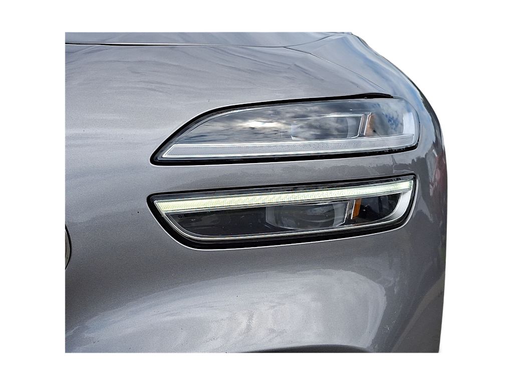 Thumbnail: 2025 Genesis G70 - 19