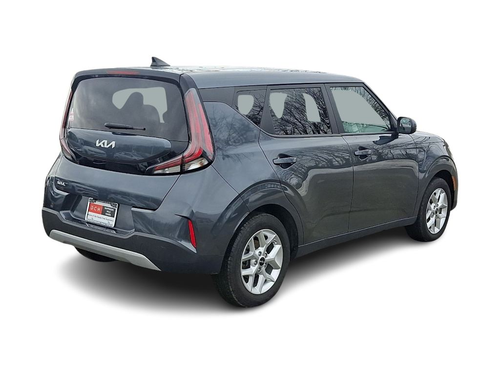 Thumbnail: 2023 Kia Soul - 17