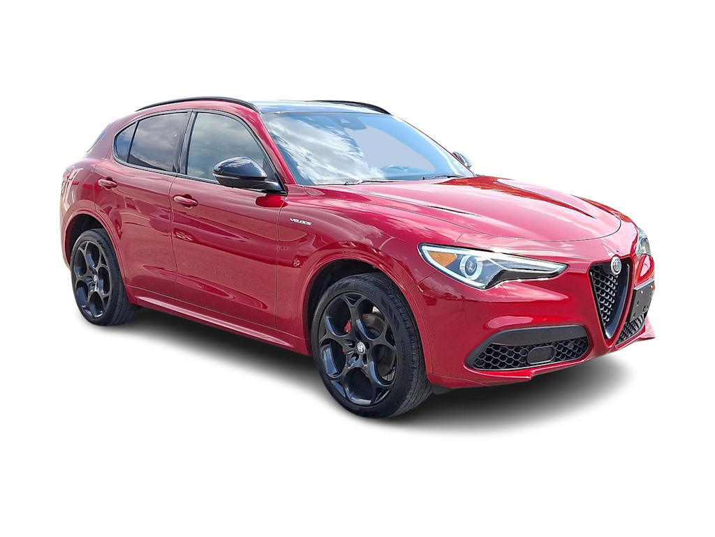 Thumbnail: 2022 Alfa Romeo Stelvio - 17