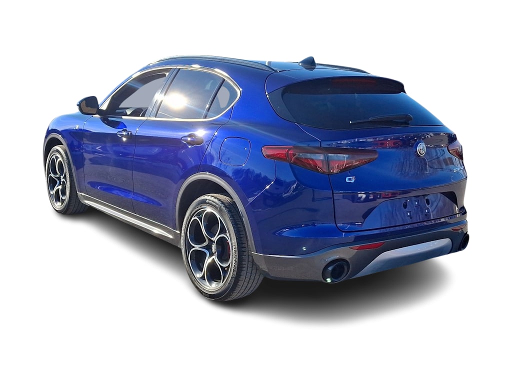 2022 Alfa Romeo Stelvio Ti 3