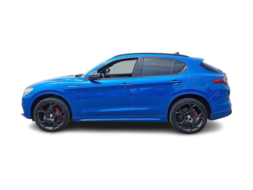 2022 Alfa Romeo Stelvio Ti 3