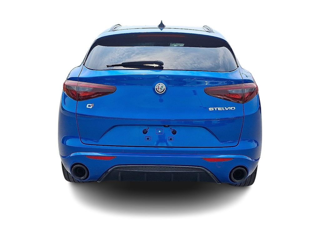 2022 Alfa Romeo Stelvio Ti 5