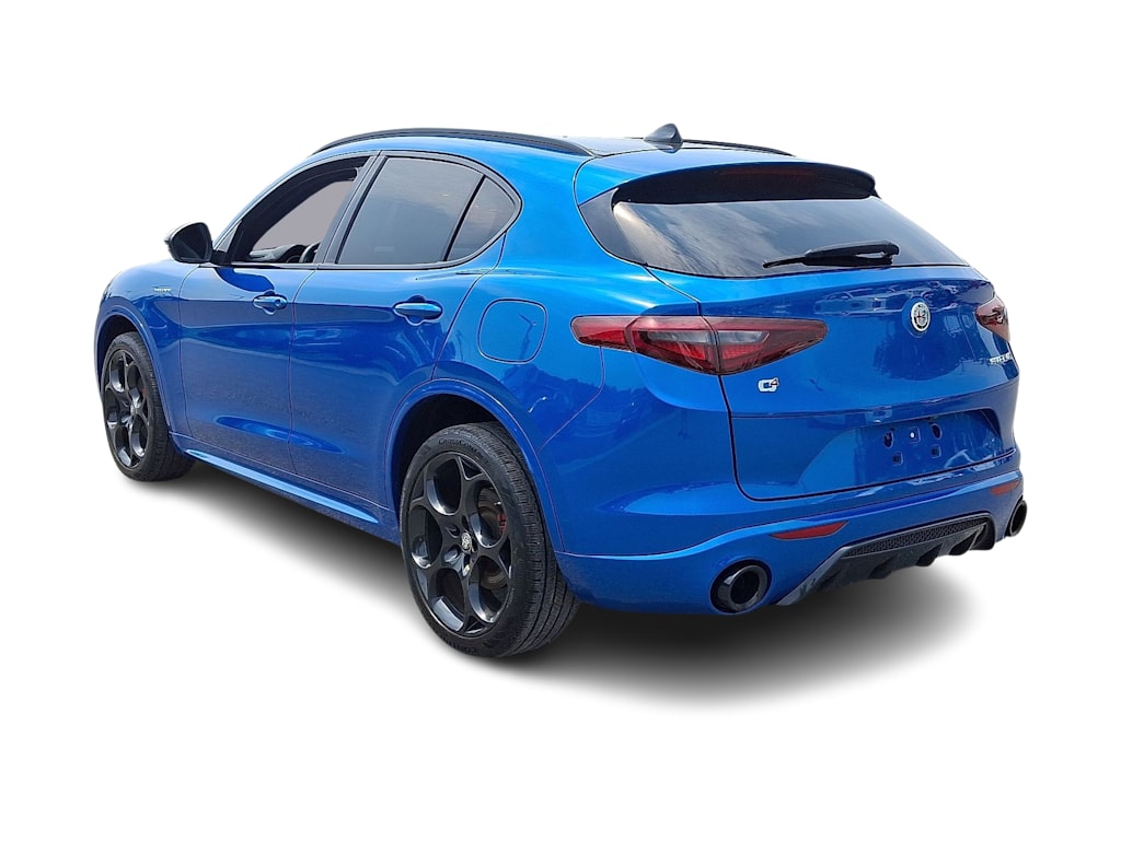 2022 Alfa Romeo Stelvio Ti 4