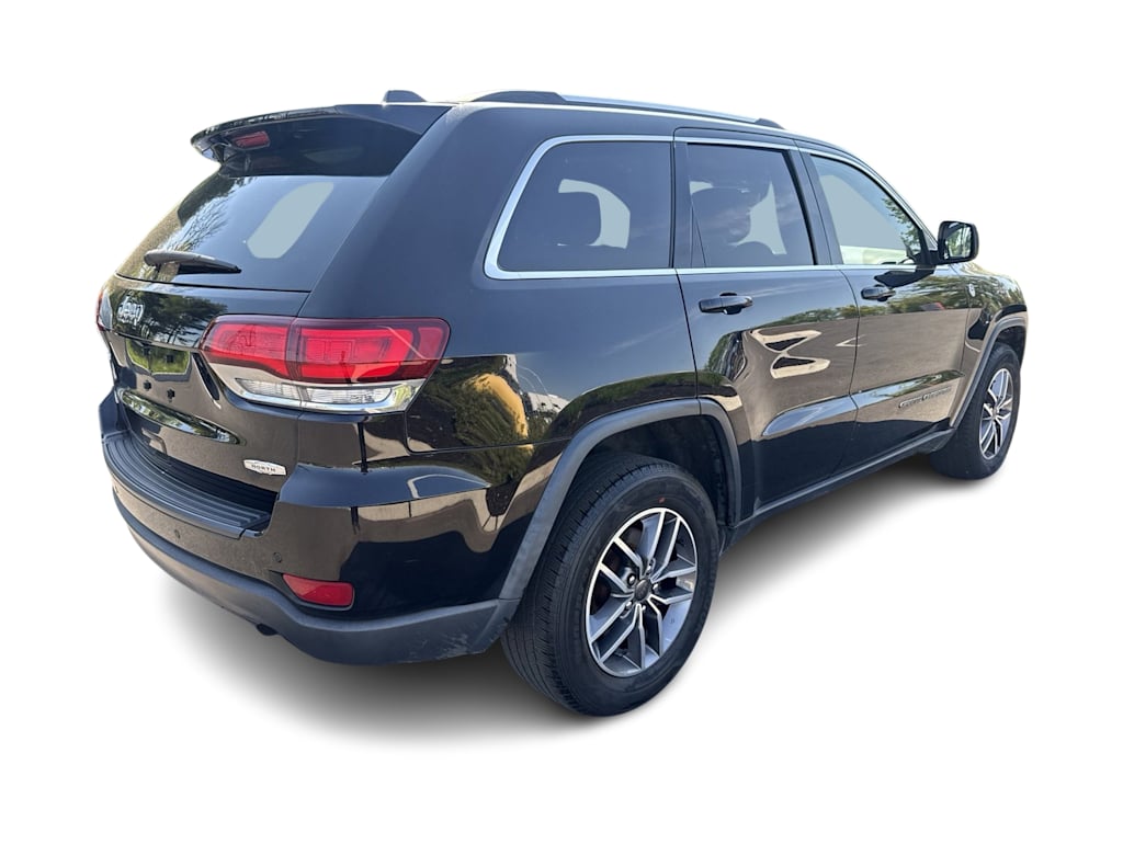 Thumbnail: 2020 Jeep Grand Cherokee - 18