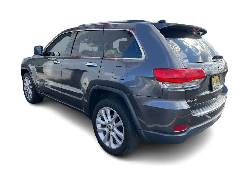Thumbnail: 2017 Jeep Grand Cherokee - 3
