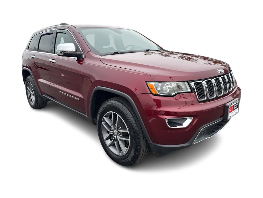Thumbnail: 2018 Jeep Grand Cherokee - 17
