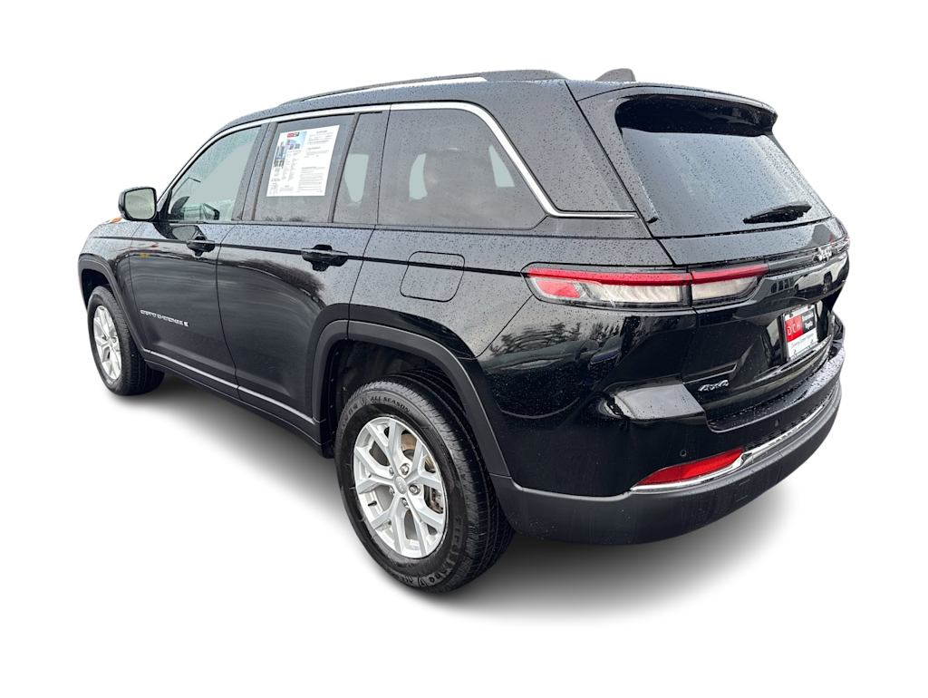 Thumbnail: 2023 Jeep Grand Cherokee - 3