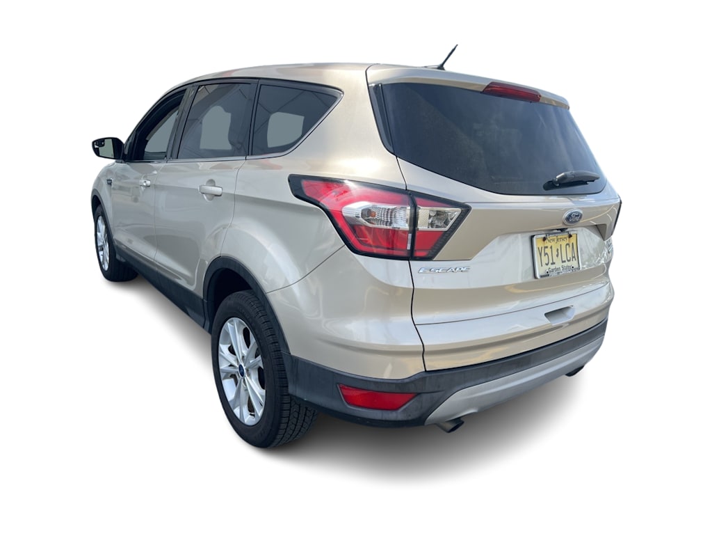 2017 Ford Escape SE 2